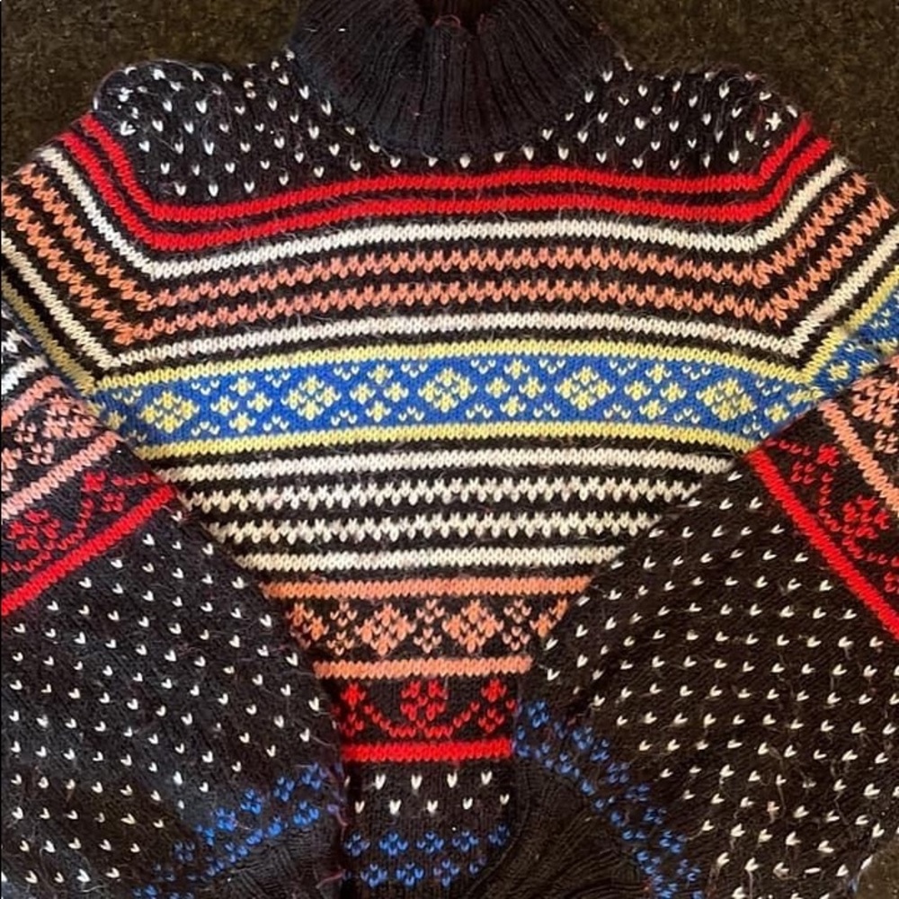 AE sweater